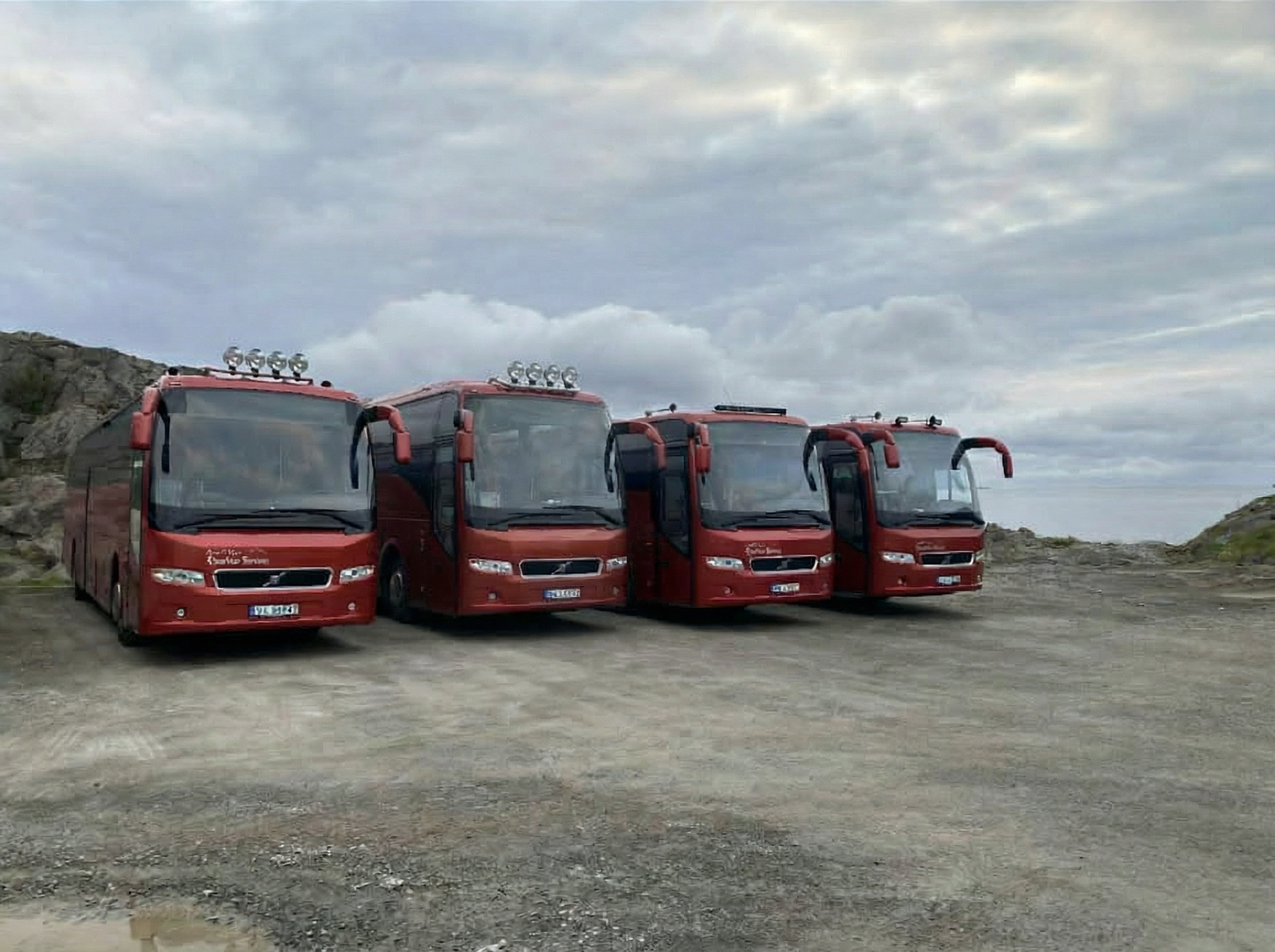 North Cape Chauffeur Services Buses